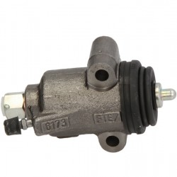 Clutch slave cylinder Valtra/Valmet 30181500