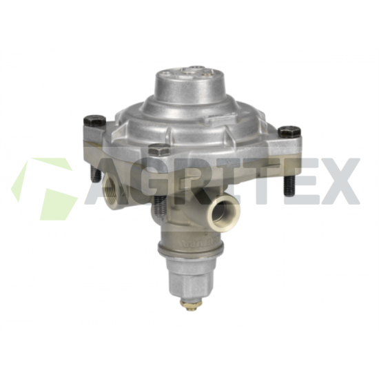 Trailer air brake valve John Deere AL160250, AL68577 - Brakes system